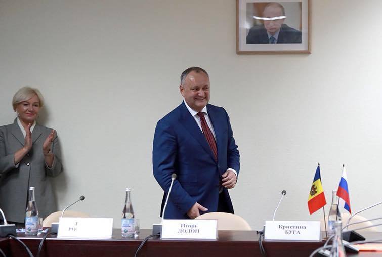 Cîte secții de votare are nevoie Moldova în Rusia