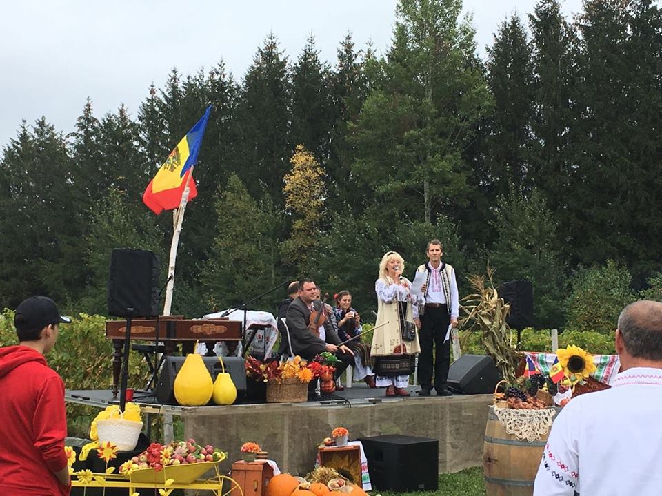 Sărbătoarea Hai Noroc in Canada - un simbol al legendei vii a Moldovei (FOTO)